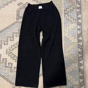 Viral Aerie Quilted Lounge Set. Medium Long.